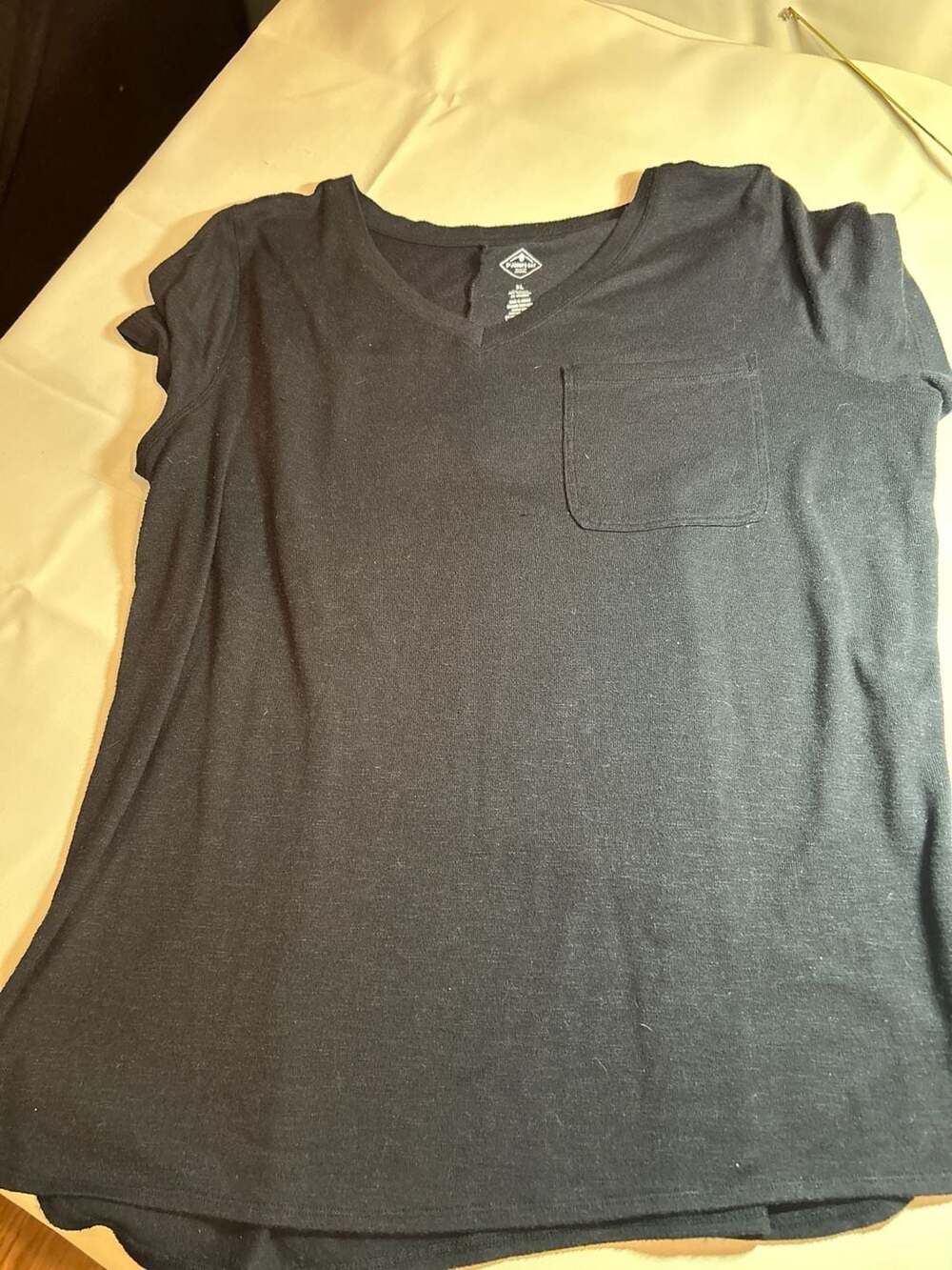 St. John's Bay Women's Black V-Neck Pocket T-Shirt Size XL